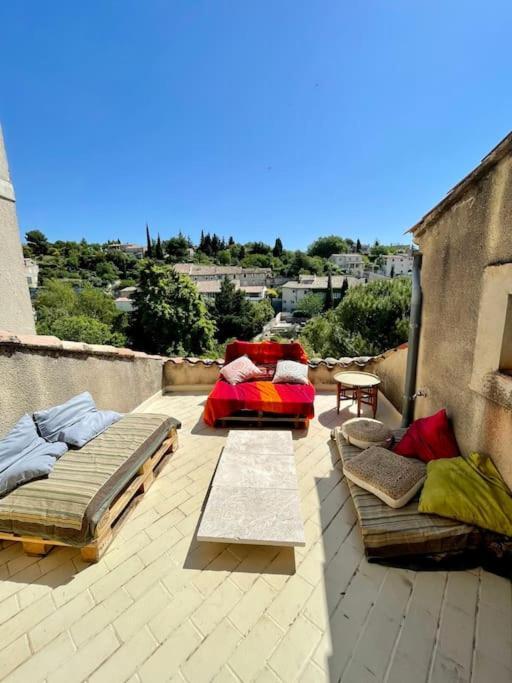 Charmante Maison De Village Au Pied Du Luberon Cabrieres-d'Aigues Exterior foto